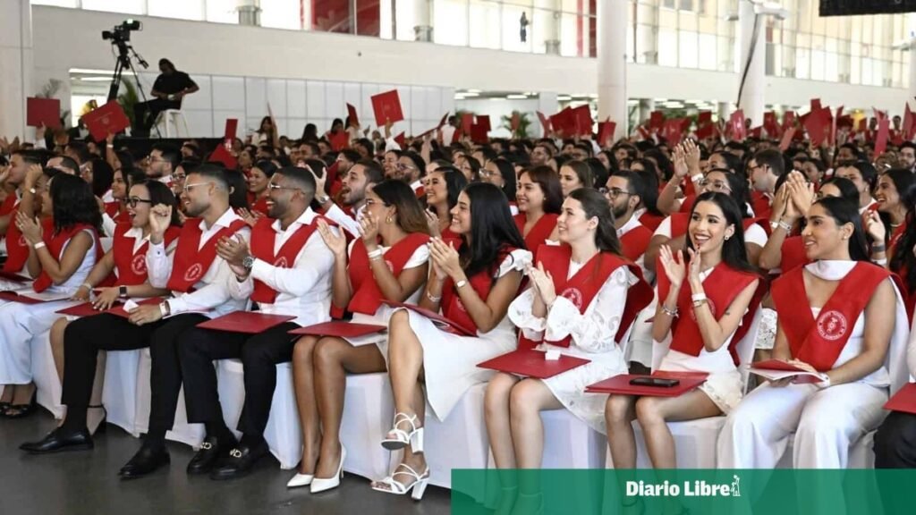 Rector de INTEC llama a graduandos a enfrentar injusticias y fallas de "un sistema que no funciona": en contexto