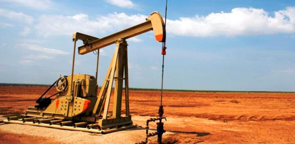 Petróleo WTI supera los US$100 y agrava la presión sobre precios y finanzas públicas: en contexto