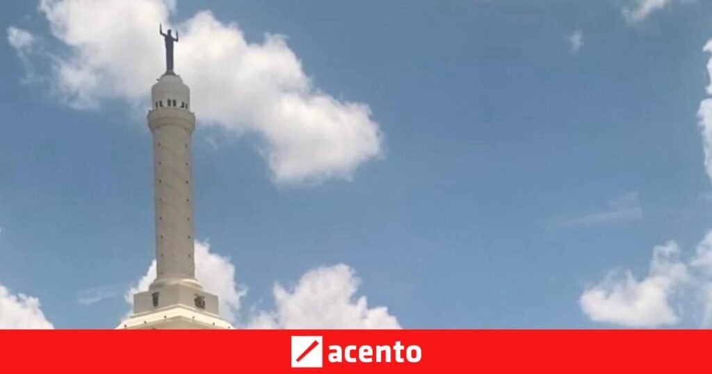 La escasez de registros sobre la literatura de Santiago deja al descubierto una deuda con su memoria cultural