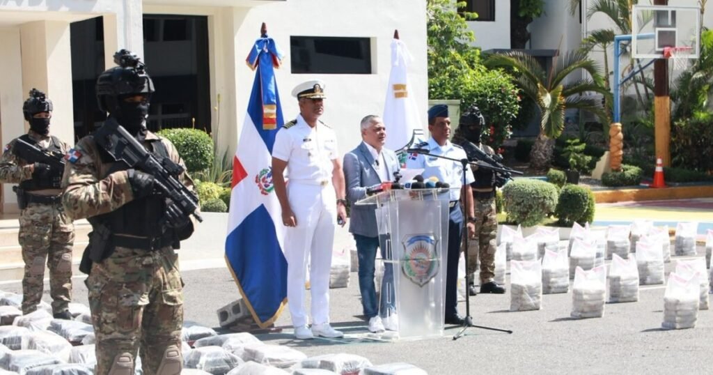 Pedernales: decomiso de 1,295 paquetes expone presión del narco sobre la costa sur