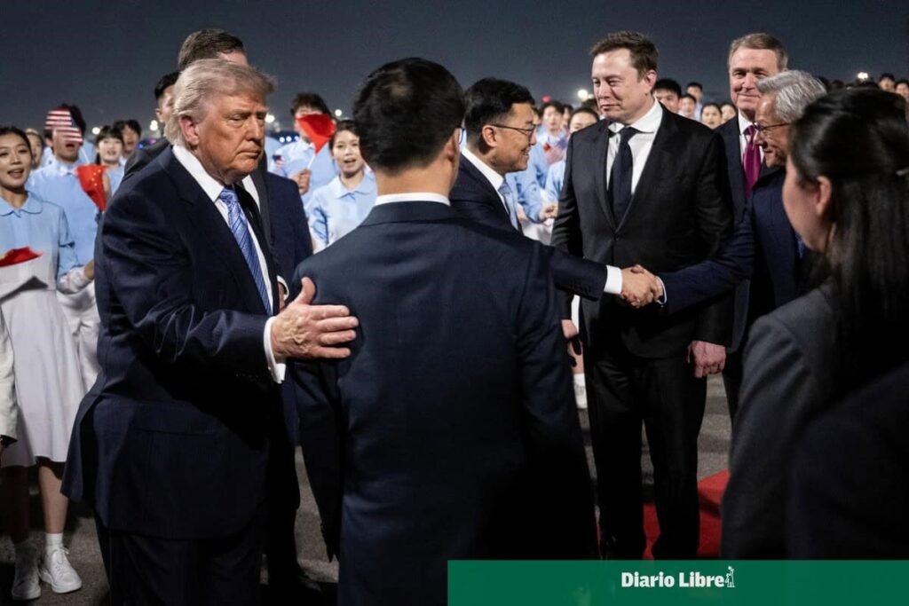 Trump aterriza en Pekín con presión para ver avances en el mercado chino: en contexto