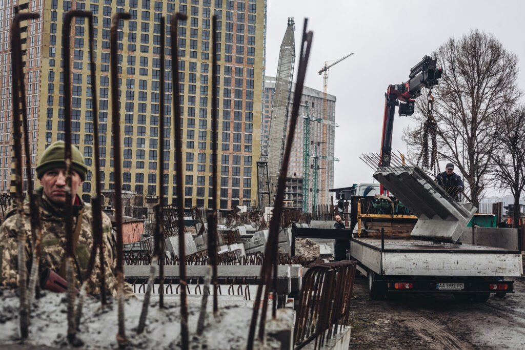 Kiev queda bajo alerta ante una nueva escalada rusa y el aumento del impacto civil