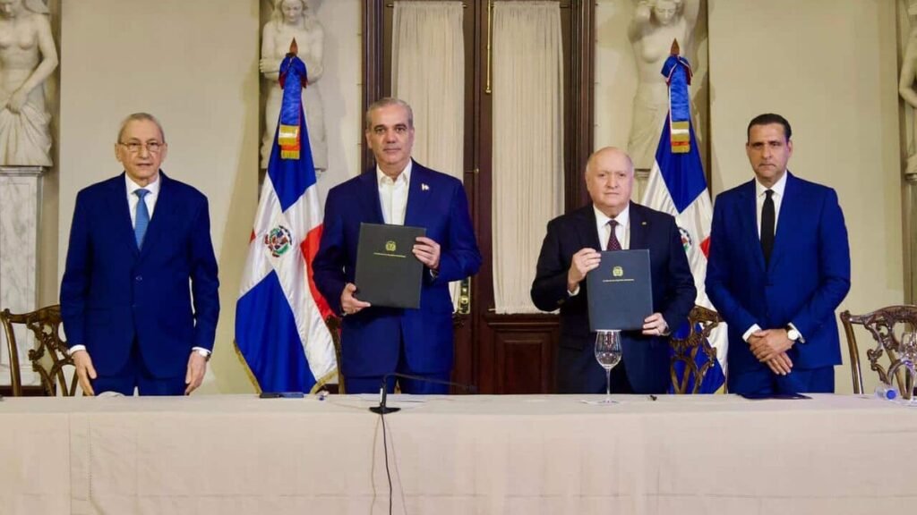 Abinader y Finjus acuerdan revisar anteproyectos de ley y otros instrumentos jurídicos