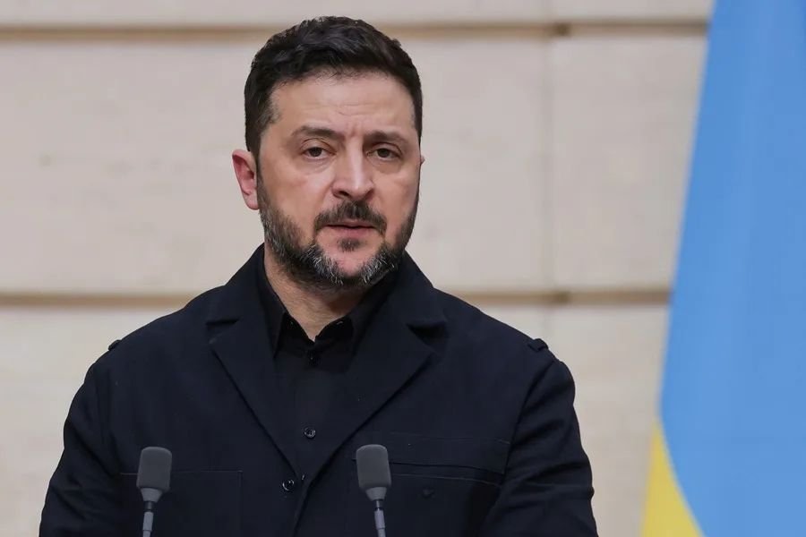 Zelenski exhibe ataques lejanos mientras la guerra sigue abierta en territorio ruso