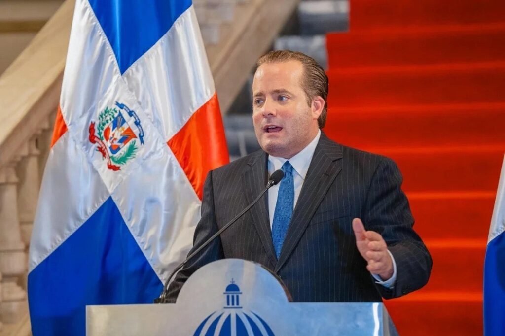 Paliza dice que la encuesta impulsa al PRM a corregir puntos débiles en medio de la discusión sobre su gestión: en contexto