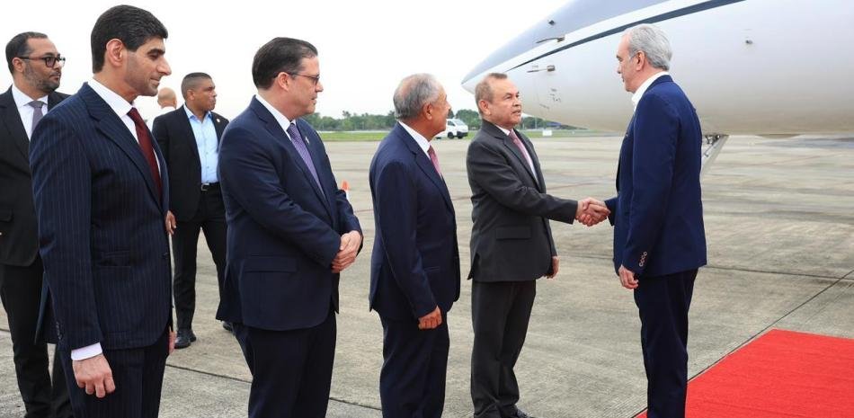 Abinader llega a Panamá para encabezar agenda sobre zonas francas y comercio: en contexto
