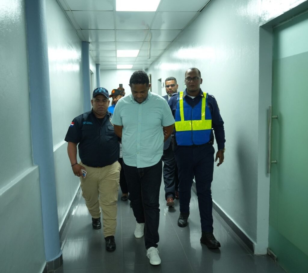 Francis Mishael Laureano Marte se entrega y será remitido al Ministerio Público: en contexto