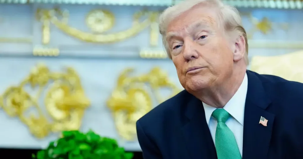 Trump viaja a China con una amplia comitiva empresarial y bajo presión por concretar acuerdos: en contexto