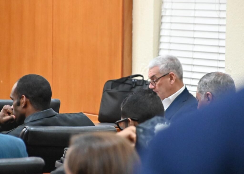 Caso Gonzalo Castillo arranca con casi cinco horas de retraso en una audiencia clave sobre presunta corrupción