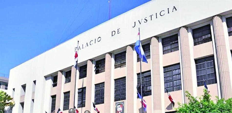 Fiscalía de DN reporta repunte de querellas por difamación digital y advierte presión al sistema
