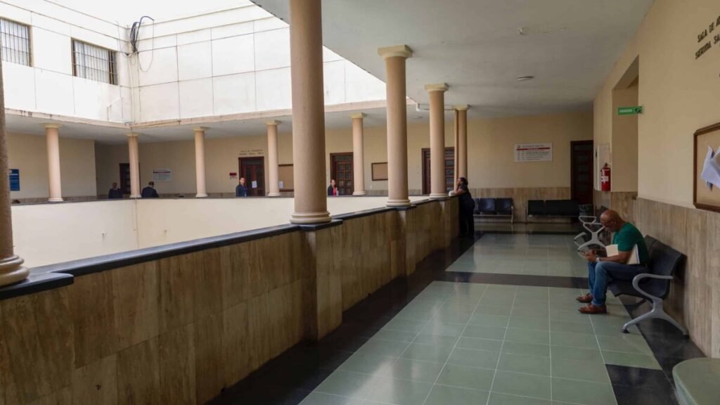 Paro en el Poder Judicial fuerza cambios de fecha y deja cerrada la mayoría de los despachos