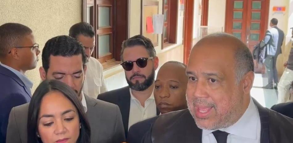 Tribunal declara en rebeldía a Ingrid Jorge y aplaza avance de querella de Faride Raful