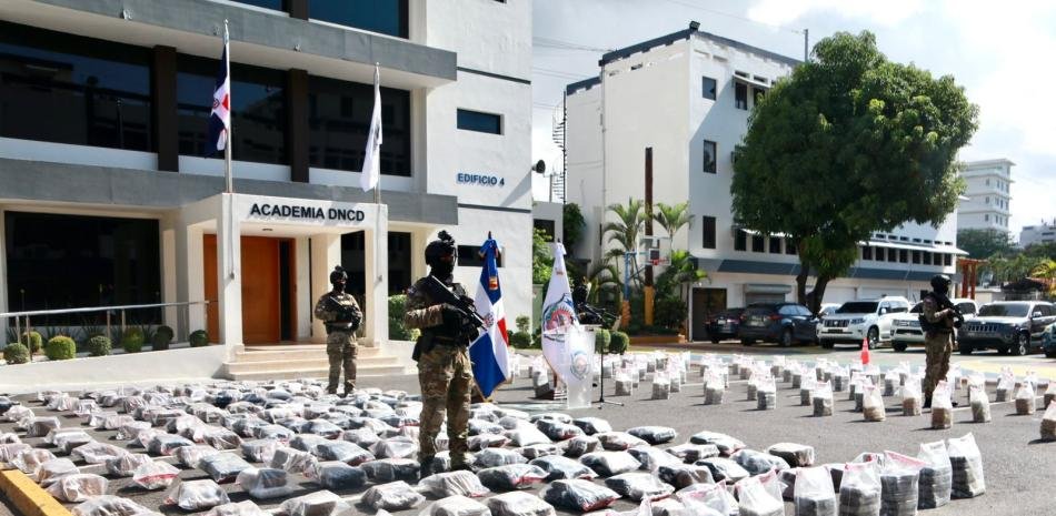 Incautación de 1,295 paquetes en Pedernales vuelve a encender alerta sobre el tráfico en costas dominicanas
