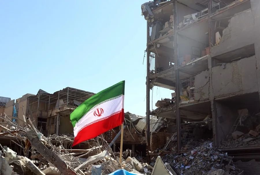 Explosiones en Hormozgan tensan la tregua entre Irán y EE. UU. en medio de las negociaciones