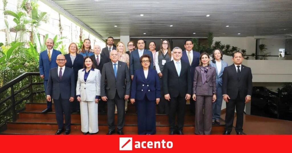 Jerez Mena alerta que la digitalización judicial sin control puede poner en riesgo derechos fundamentales