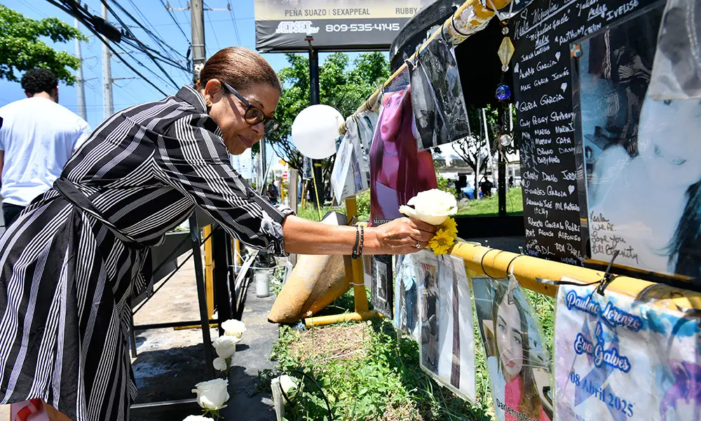 Familiares de víctimas del Jet Set regresan a la zona de la tragedia a 13 meses del colapso: en contexto