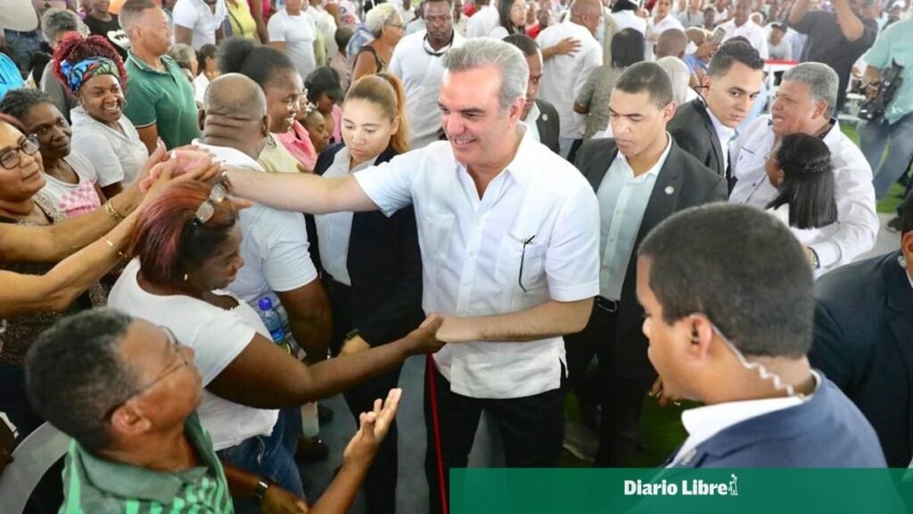 Abinader agenda actos de títulos e inauguraciones este domingo en varias demarcaciones: en contexto