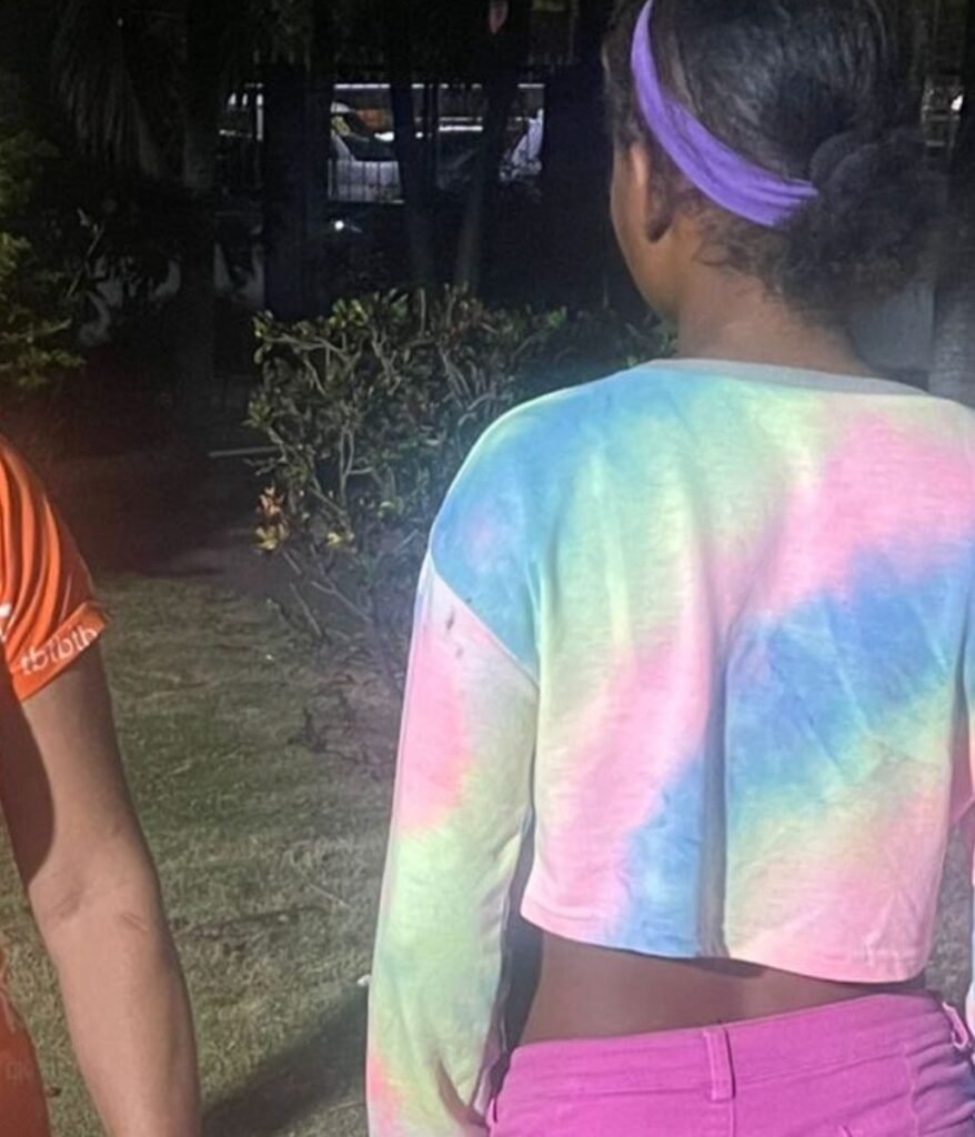 Policía localiza sana y salva a adolescente desaparecida en La Romana y busca a un hombre que escapó