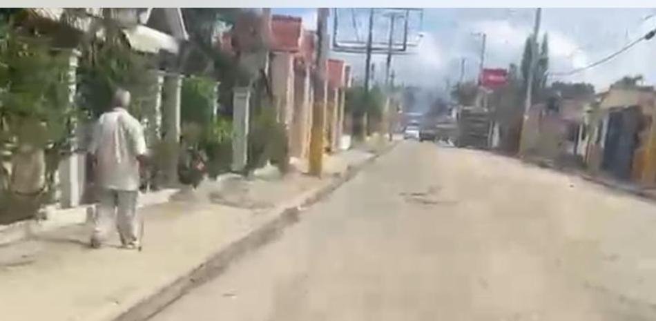 Romero proyecta avances en 30 días en calles de Pimentel tras nuevas protestas