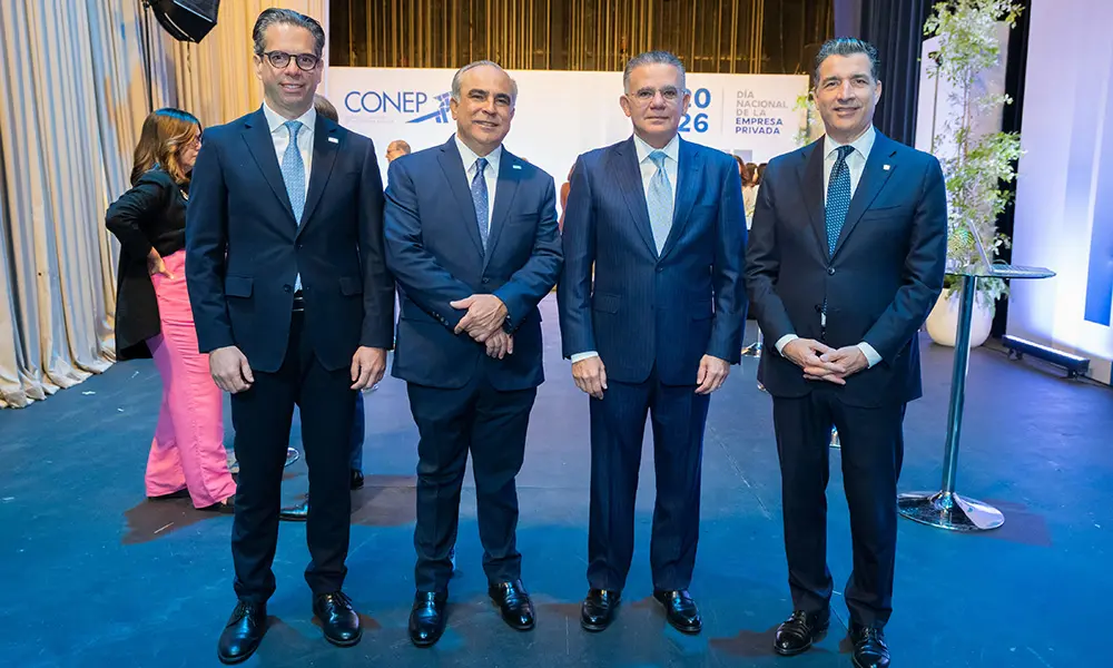 La banca privada sigue concentrando el crédito a las pymes mientras el Gobierno vuelve al acto y no a los resultados