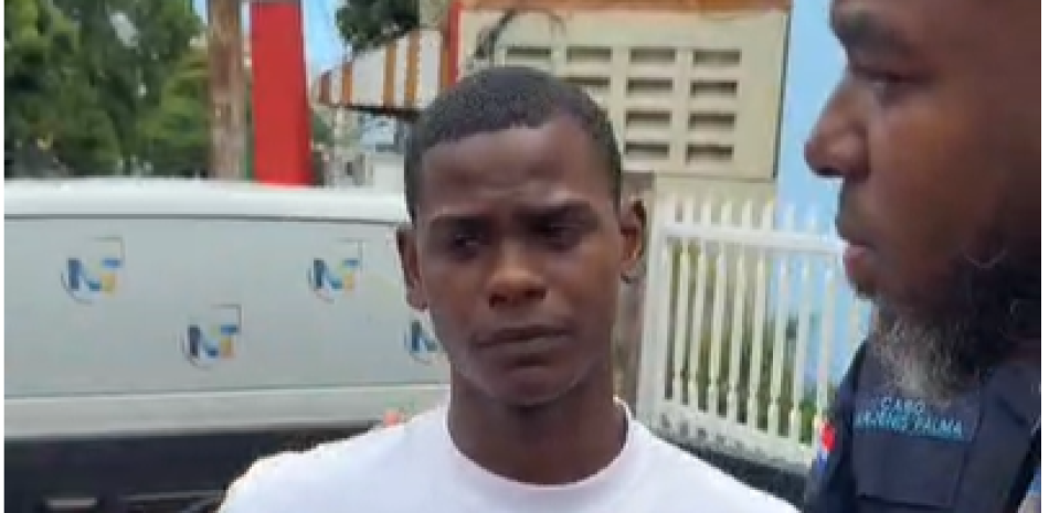 Chofer del TRAE agredido en Herrera queda en el centro de cuestionamientos mientras uno de los señalados se entrega