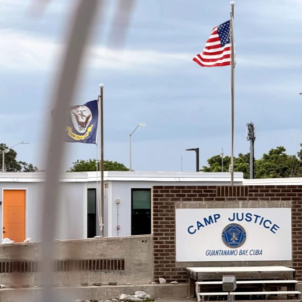 Guantánamo revela la distancia entre el plan migratorio de Trump y su ejecución: en contexto
