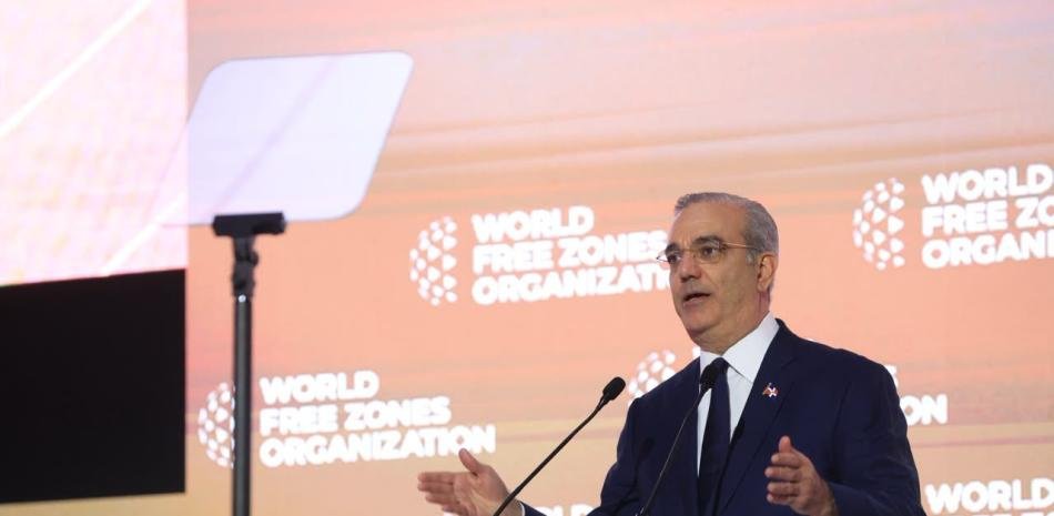 Abinader presenta a RD como apuesta atractiva para invertir ante el Congreso Mundial de Zonas Francas: en contexto