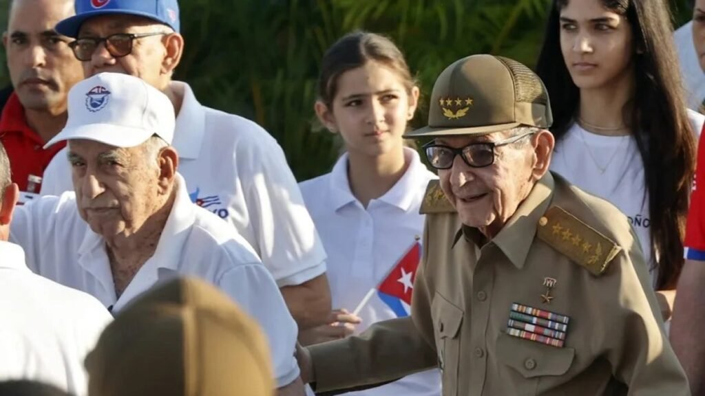 Posible caso contra Raúl Castro reabre exigencias de rendición de cuentas en EE.UU.: en contexto
