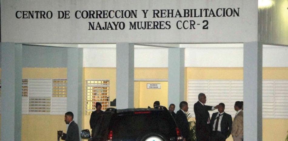 Tribunal exige explicaciones a Najayo-Mujeres por fallo en traslado de imputada y reabre dudas sobre control del proceso