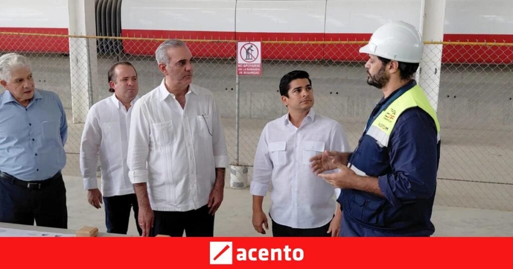 Gobierno reafirma diciembre para el Monorriel de Santiago y admite pendientes en la obra