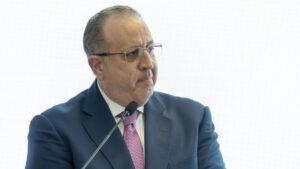 Hacienda remite al Congreso un ajuste fiscal para captar hasta RD$50,000 millones ante la desaceleración