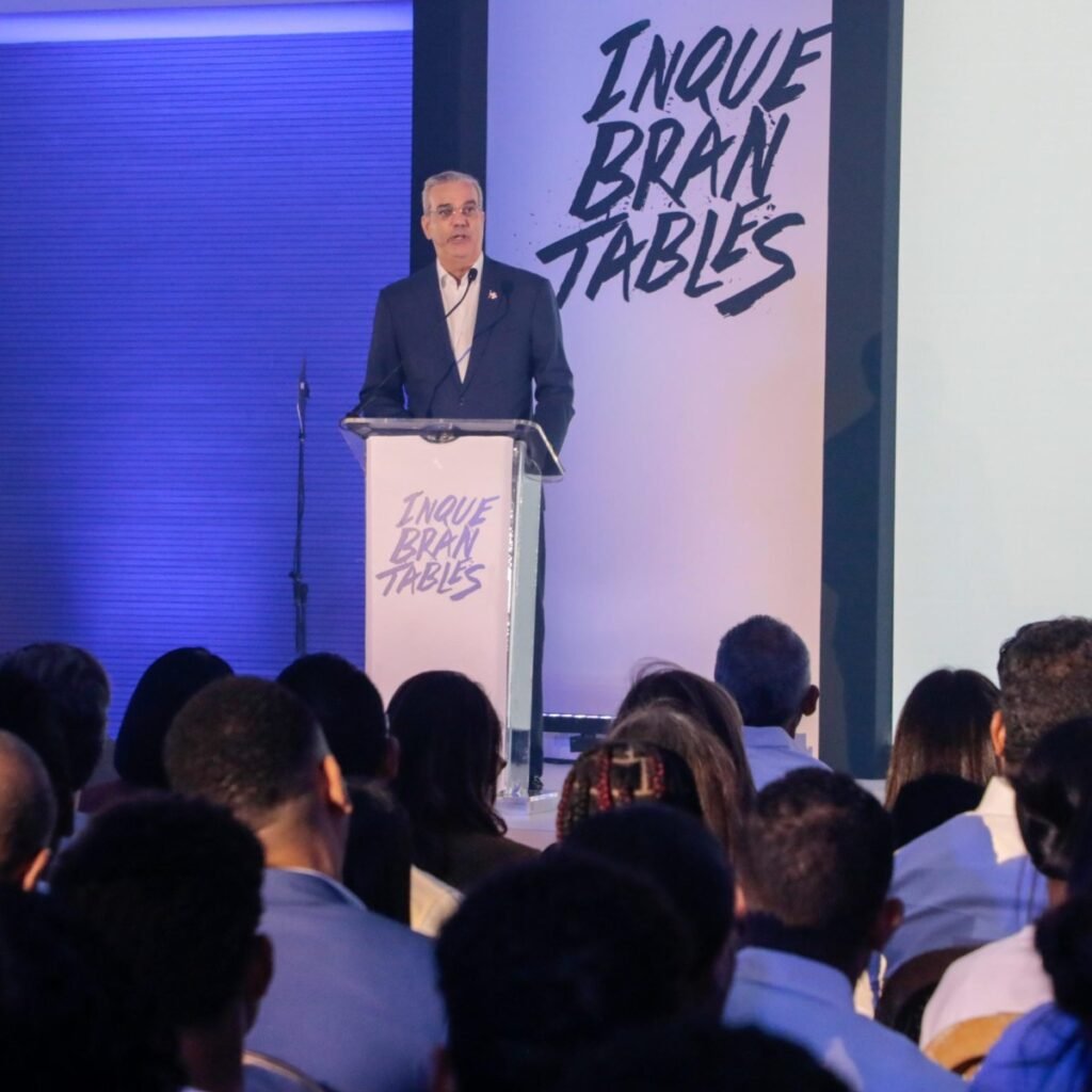 Abinader presenta “Inquebrantables” y vincula su financiamiento a fondos recuperados de la corrupción y el narcotráfico