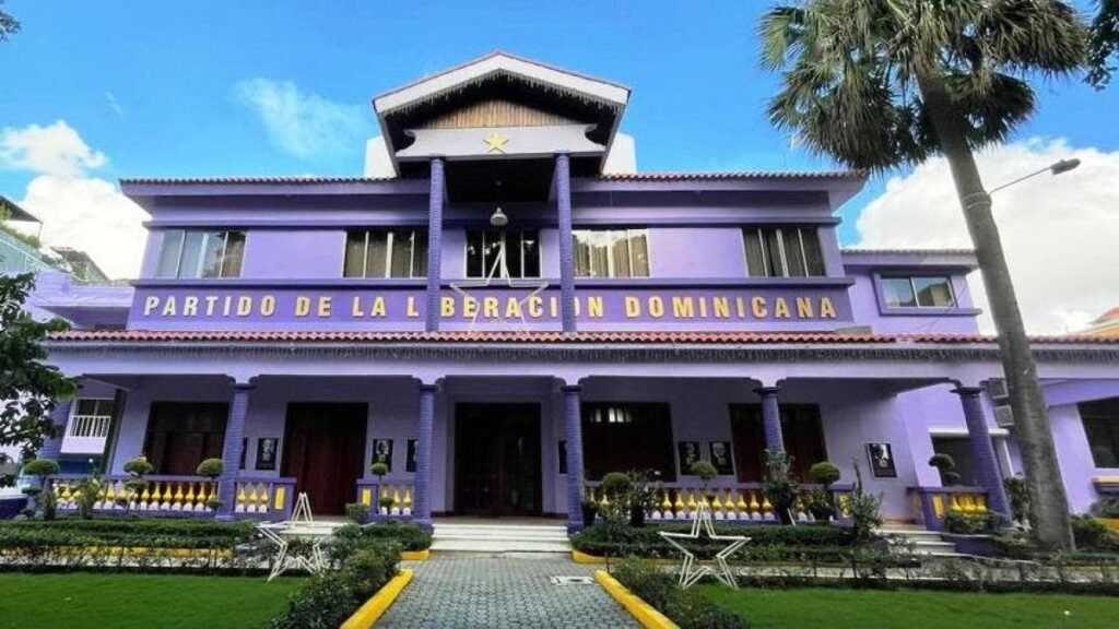 PLD denuncia alerta institucional tras fallo sobre Gonzalo Castillo y José Ramón Peralta