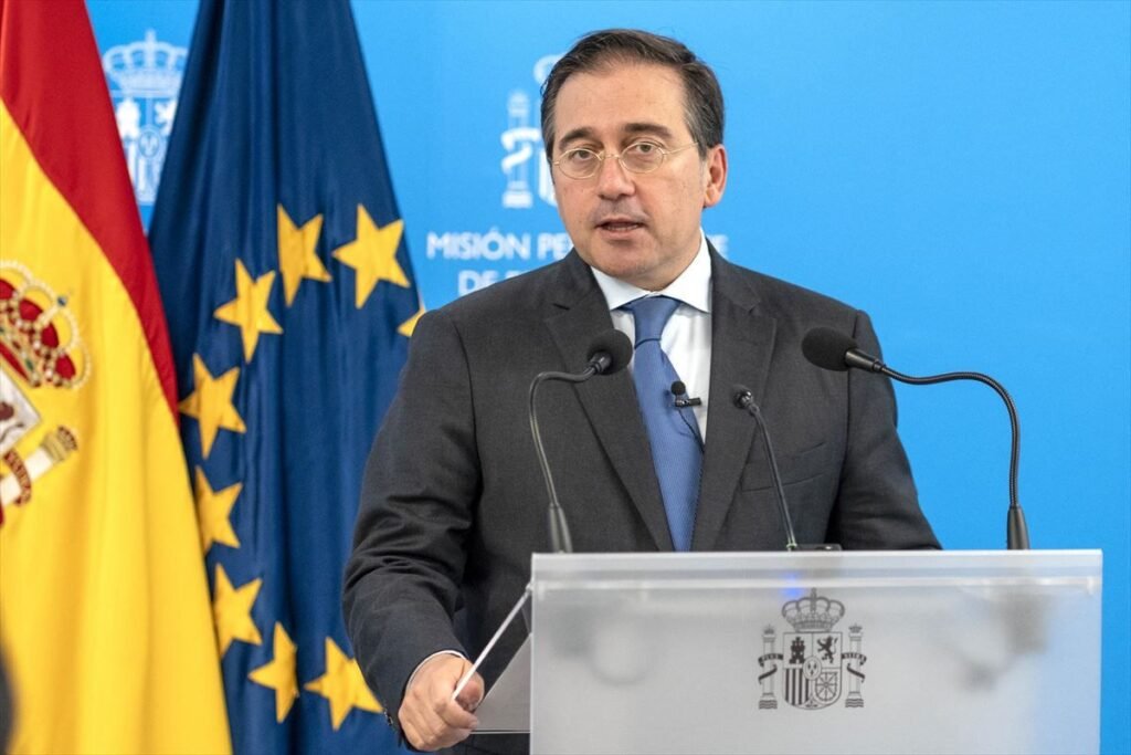 Albares pide a la UE endurecer su postura ante Israel por vulnerar el derecho internacional