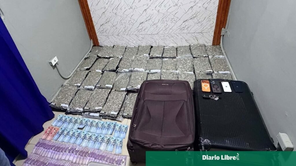 Hallan 69 paquetes en peaje de La Romana y el caso vuelve a centrar la mira sobre la Autovía del Coral