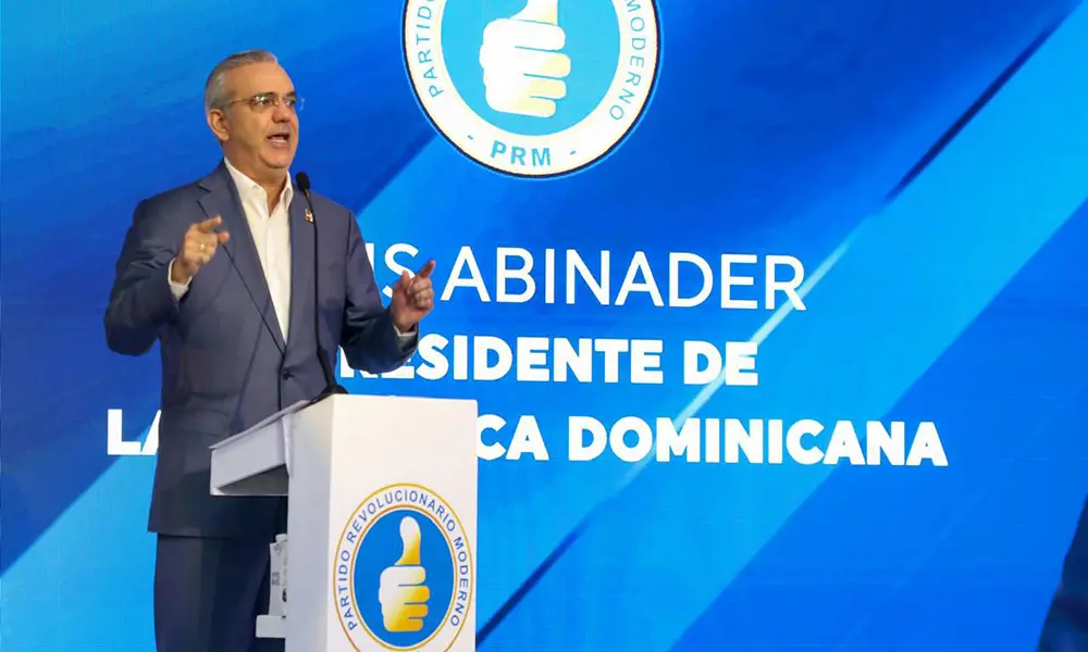 Abinader asume el pulso interno del PRM y ata su gestión a la fuerza partidaria