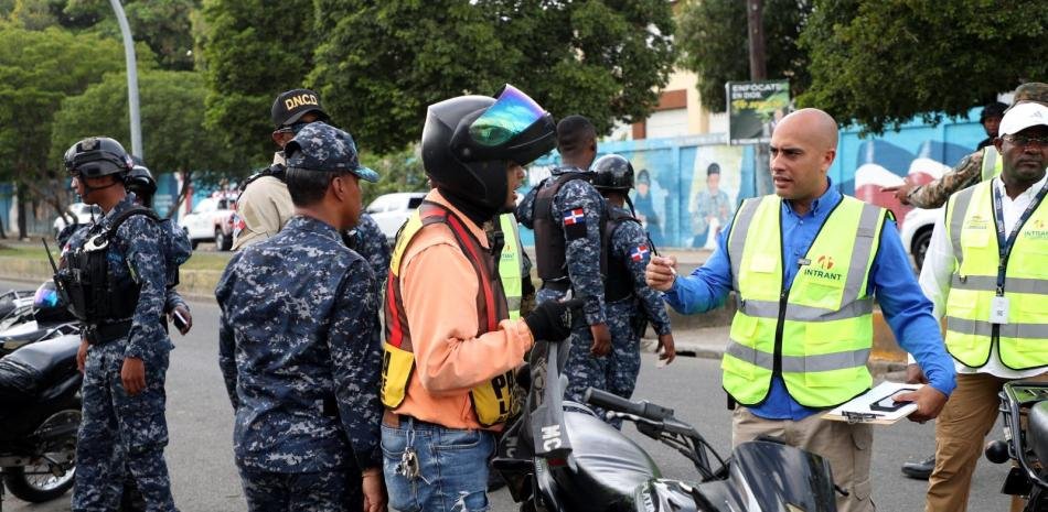 Operativo en el DN revela fallas de control en paradas ilegales de motocicletas