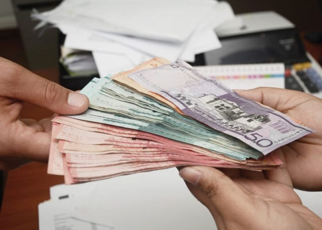 Aumenta la cartera de crédito, pero Bancos ve más riesgos para hogares y estabilidad financiera