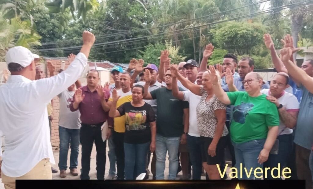 Valverde juramenta la coordinación de Gonzalo Castillo con miras a 2028