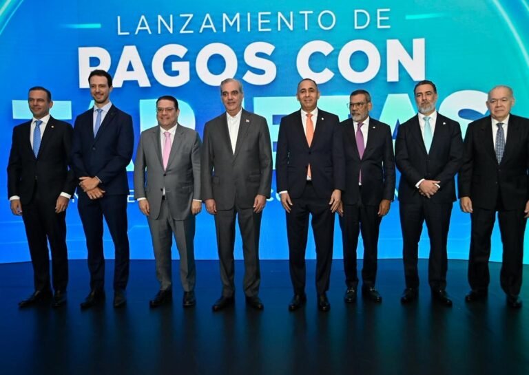 Aduanas activa pagos con tarjeta mientras reconoce que casi toda su recaudación ya era electrónica
