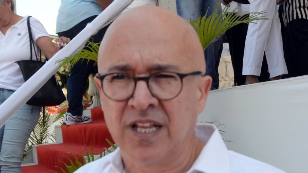Domínguez Brito acusa al PRM de corrupción y de deteriorar el bienestar