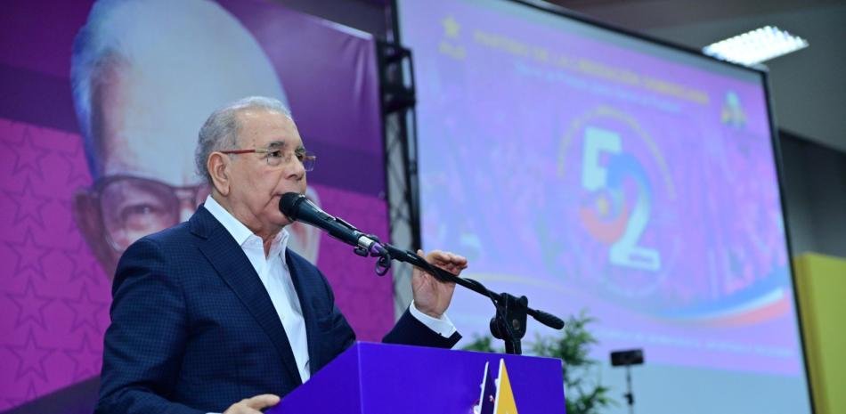 Danilo Medina carga contra la reforma fiscal y dice que elevará más el costo de la vida