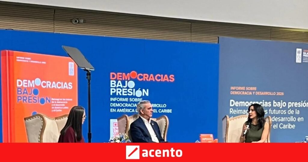 Abinader reivindica el consenso político ante alertas sobre democracias bajo presión