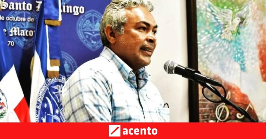 Noé Zayas vuelve a poner la poesía frente a las grietas de la realidad social