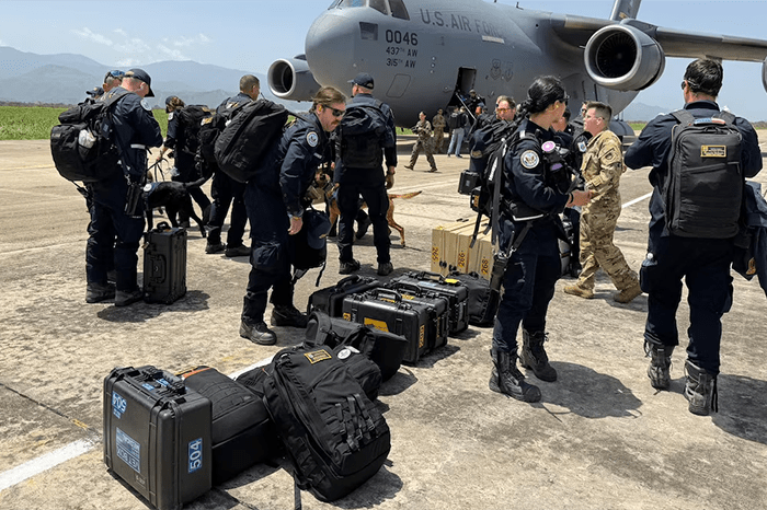 EE.UU. despliega más de 200 militares y aeronaves en Venezuela para reforzar la respuesta tras los terremotos