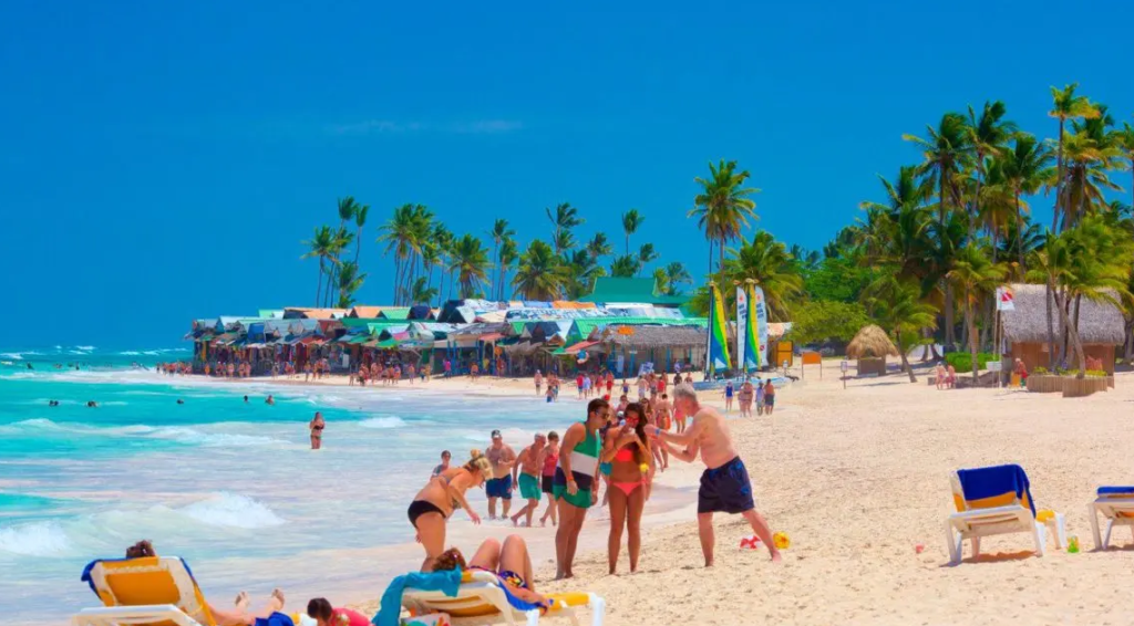República Dominicana revalida el premio turístico del Caribe y crece la exigencia sobre la gestión del sector