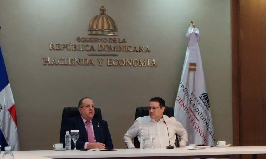 Gremios empresariales condicionan su apoyo a la propuesta fiscal a recortes y estabilidad normativa