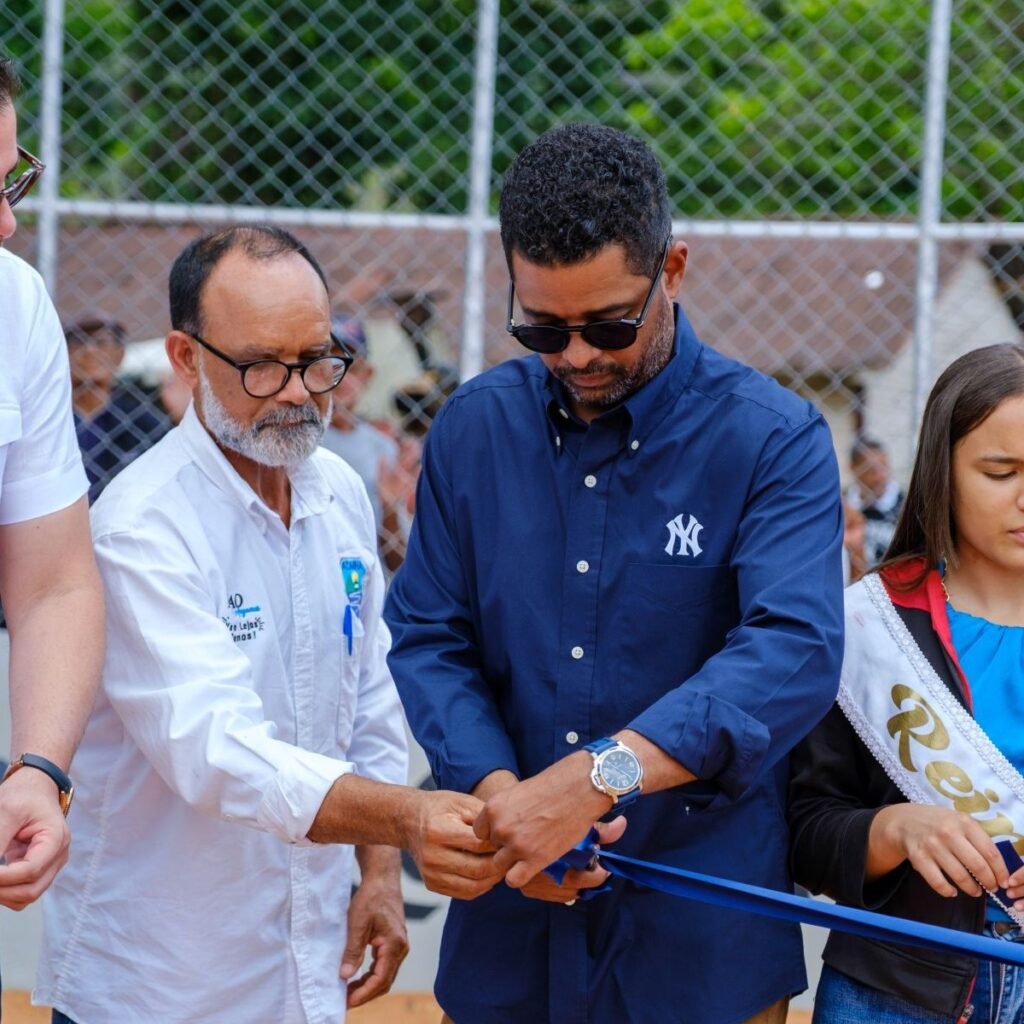 Yankees inauguran la remodelación del estadio Leonel Pujols en Ocoa