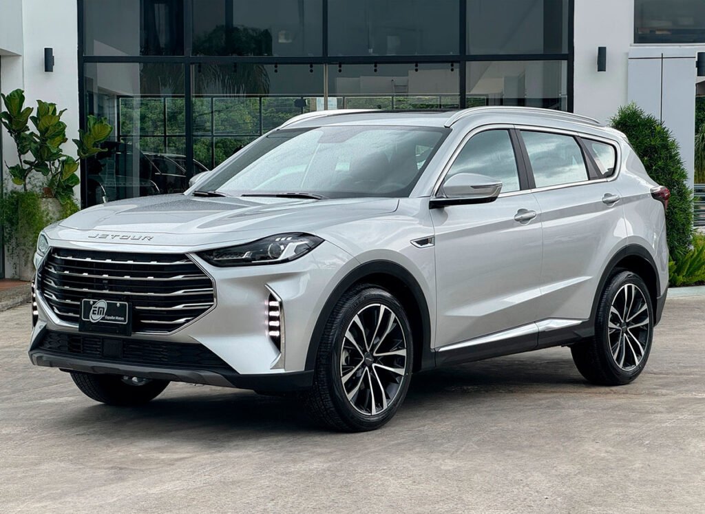 Crece la presencia de autos chinos en RD y su avance regional pone presión sobre el mercado