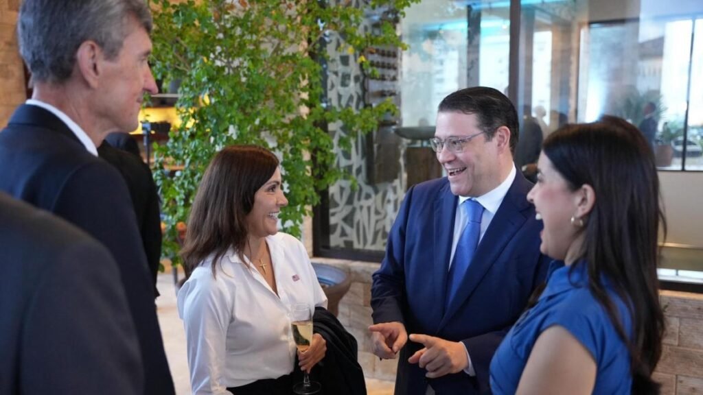 MICM expone a embajadores la agenda de inversión y comercio del país ante pedidos de resultados